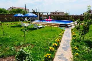 Дома для отпуска Blue House Yerevan Ереван Дом с 1 спальней-30