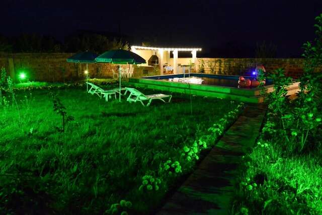 Дома для отпуска Blue House Yerevan Ереван-17