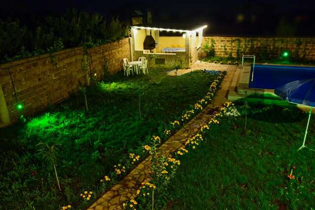 Дома для отпуска Blue House Yerevan Ереван-18