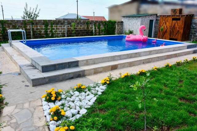 Дома для отпуска Blue House Yerevan Ереван-29