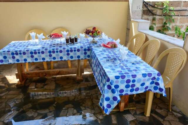 Дома для отпуска Blue House Yerevan Ереван-34